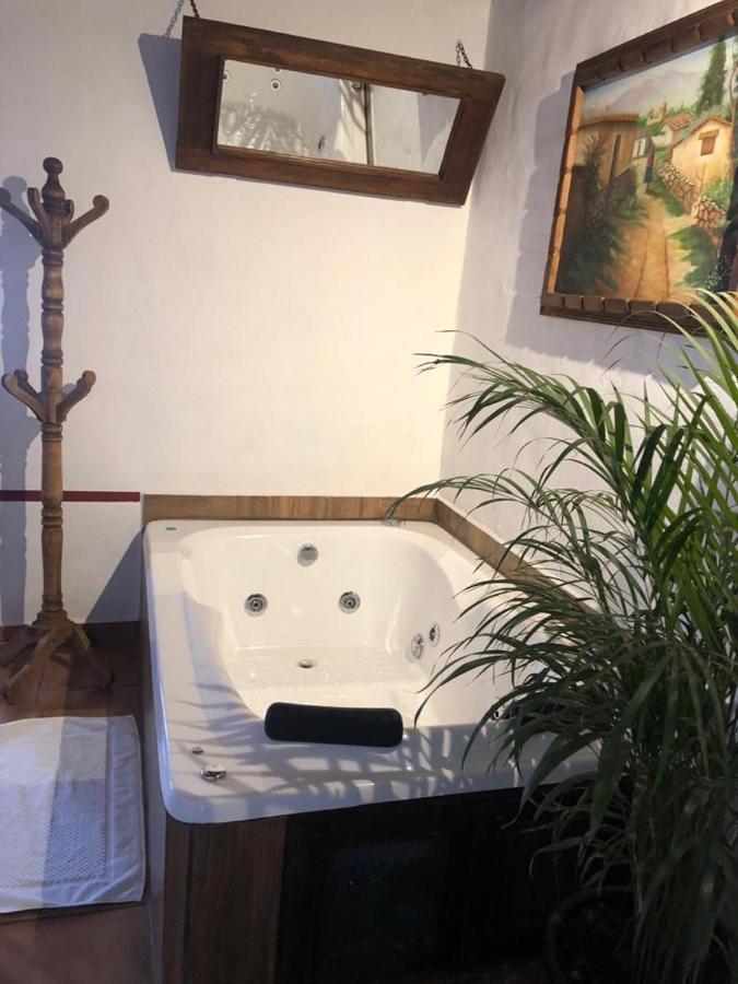 Meson Luna Sacra 4*